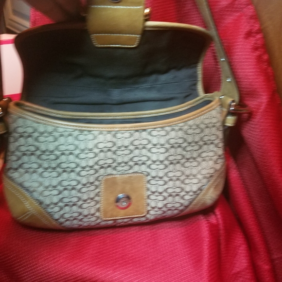 Coach Signature Satchel - Picture 2 of 16